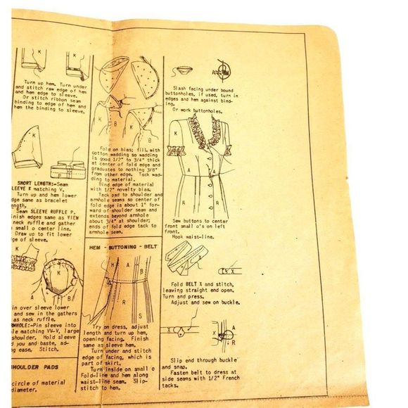 Vintage Dress Pattern 1940s XS Dress - Picture 8 of 9